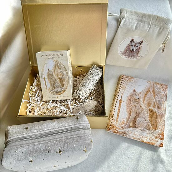 Tarot + Bundle in Geschenkbox 